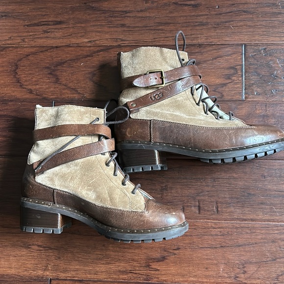 UGG Luxury Collection Sassari boots - Picture 1 of 7